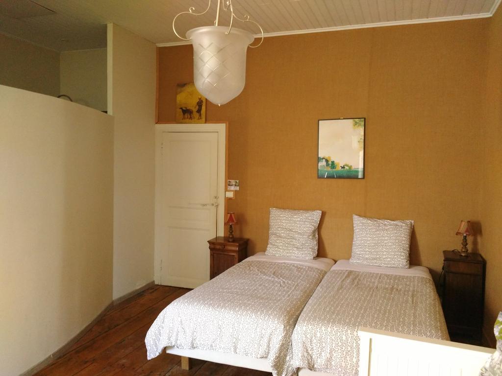 Chambre D'Hotes Le Moulin De Moulis Екстериор снимка