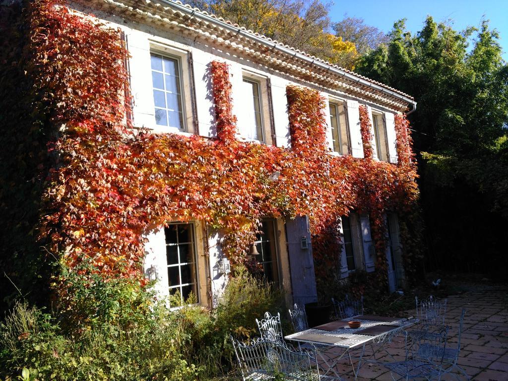 Chambre D'Hotes Le Moulin De Moulis Екстериор снимка