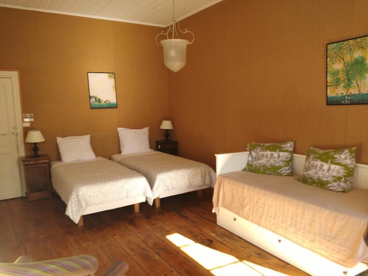 Chambre D'Hotes Le Moulin De Moulis Екстериор снимка